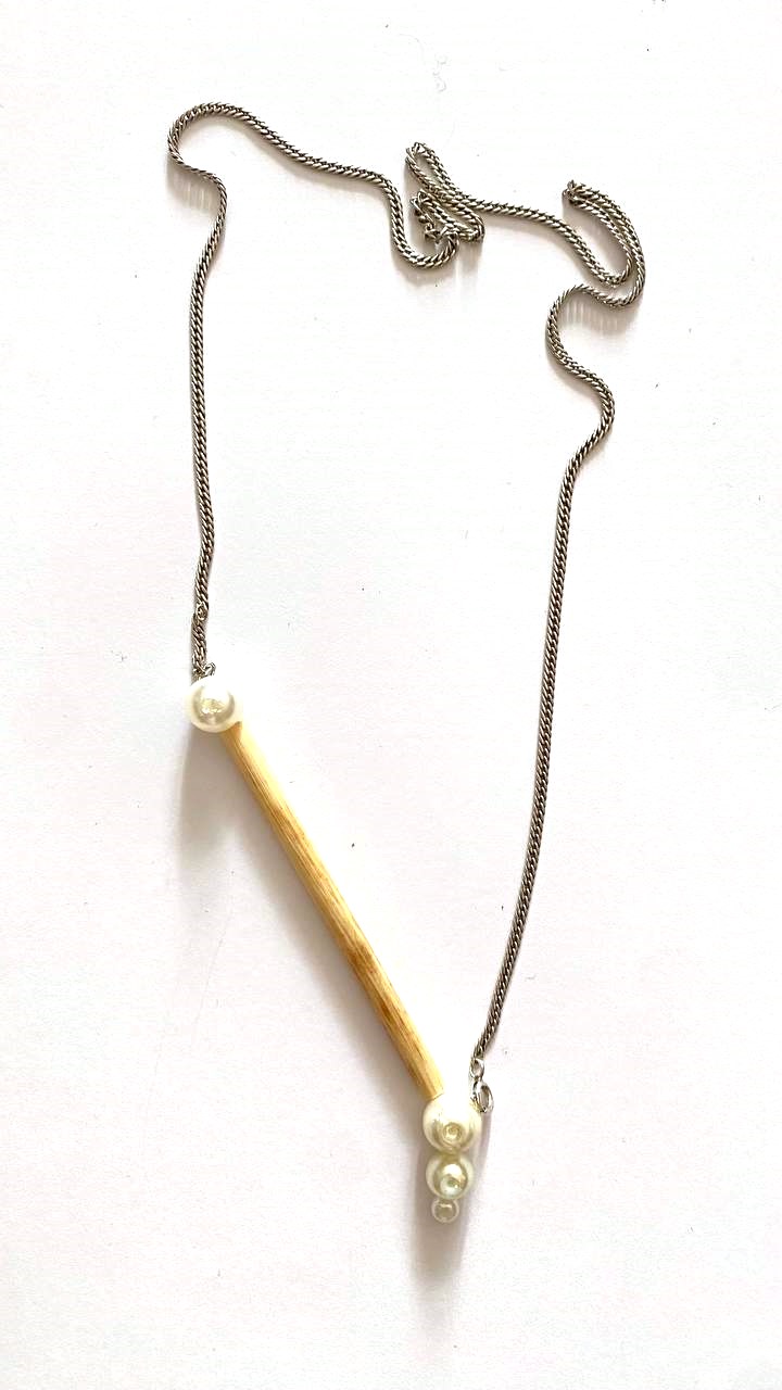 Stem necklace